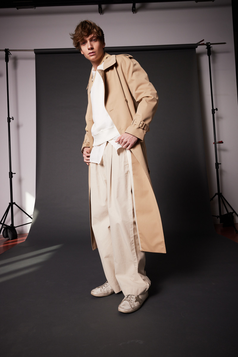 #maria.shop by Tim Thiel